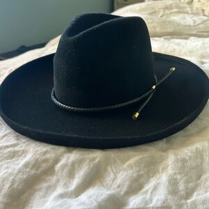 Gigi Pip, MAUDE PENCIL BRIM, Black, 55cm (XS) with two Wrap Accessories